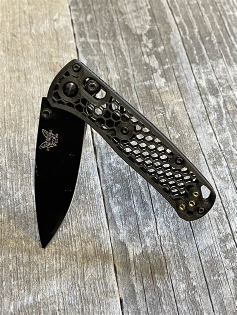 Benchmade 533BK-1 Mini Bugout w Urban Frost Carbon Fiber Carve Scales-Knife Package ROGUE BLADEWORKS 295. . Benchmade bugout aftermarket scales